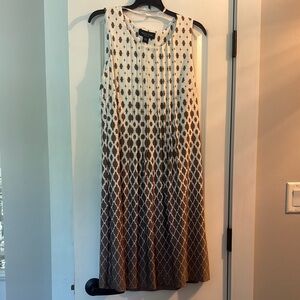 Elegant Brown and Cream Sleeveless Dress